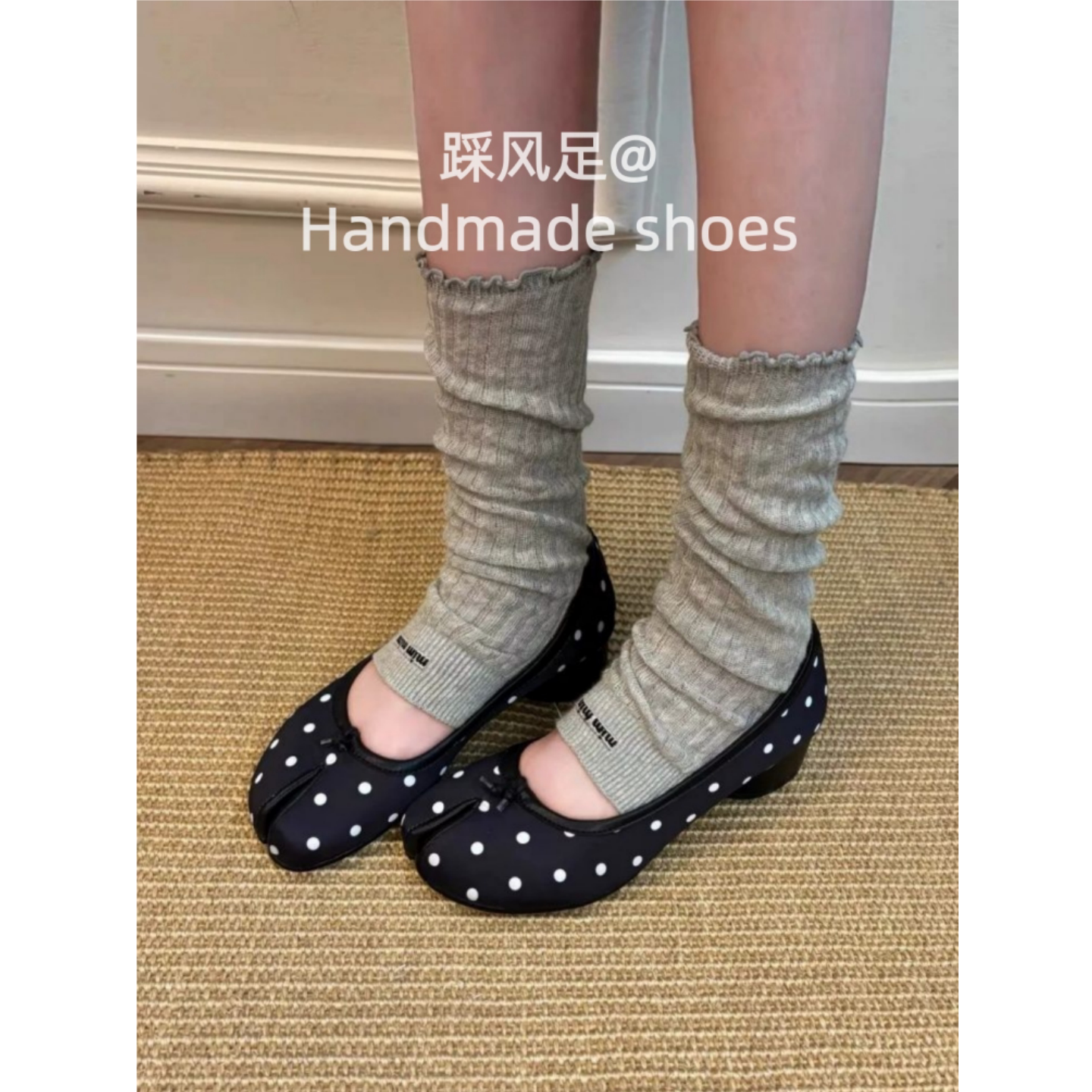 超软小羊皮分趾浅口一脚蹬女鞋图片