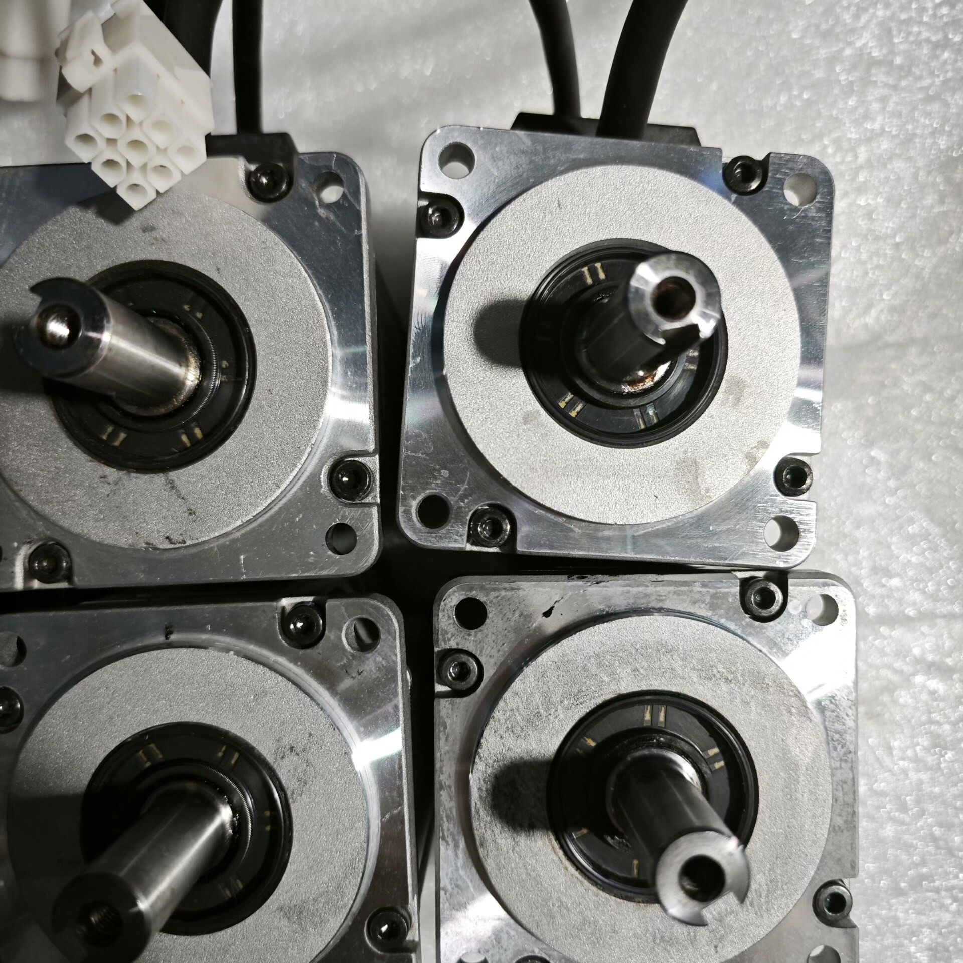 A6伺服电机MSMF022L1U2M，200W功率，