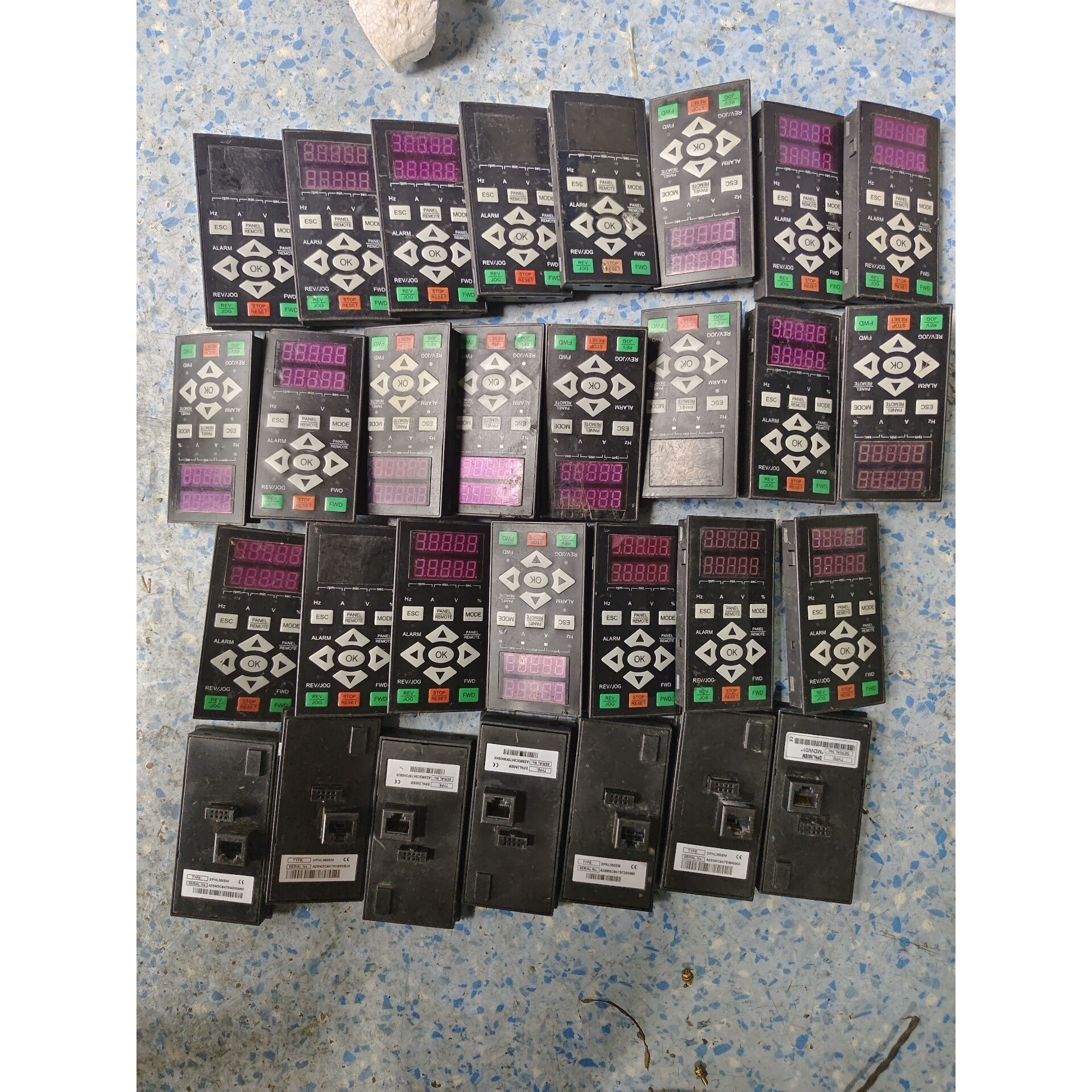 DPNL350EM.功能包好成色如图.议价产品