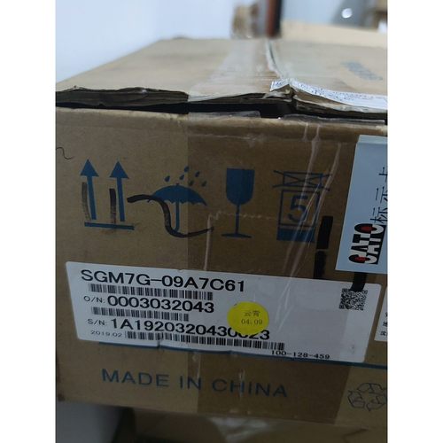 安川伺服电机SGM7G-09A7C61,2019年2月产,全议价产品