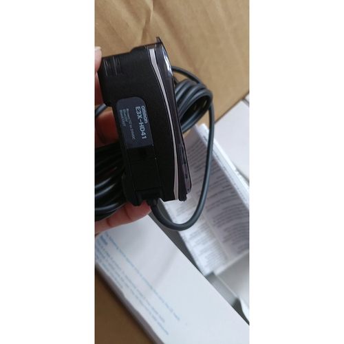 E3Z-G61 E3X-HD10-V ZD11 ZD41 H议价产品