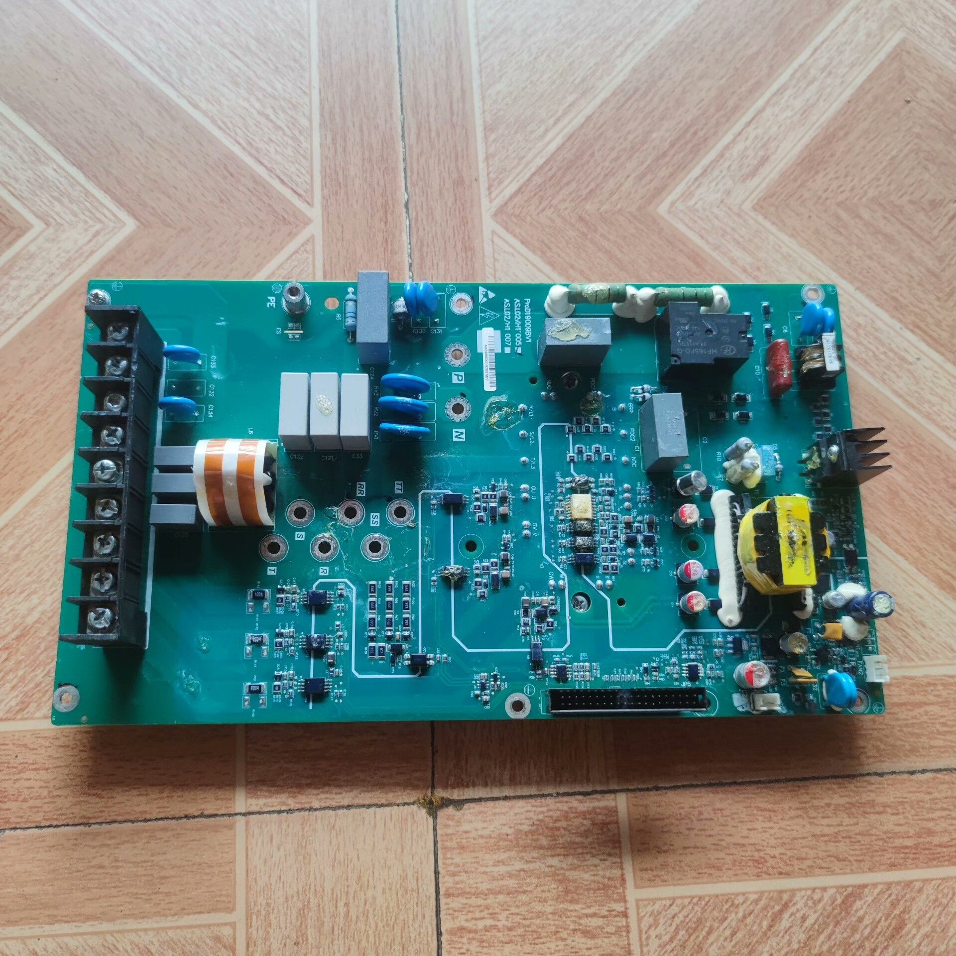 新时达变频器驱动板ProD19009BV1议价产品