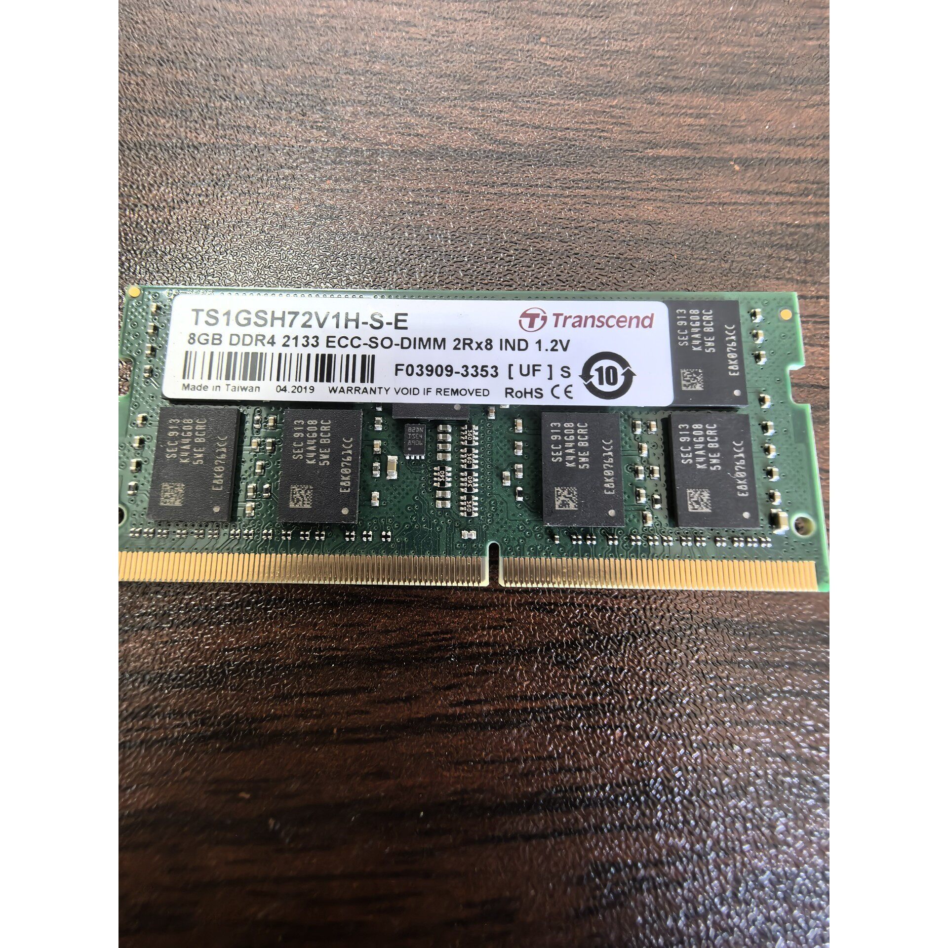 出20片8GB DDR4 2133 ECC-SO-DIMM议价产品
