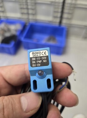 瑞科ROKO接近开关SN04-P,只有1条,68元一条.蓝色议价产品