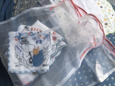 外单两个涤纶网兜网袋水果蔬菜分装透气通风保鲜抽绳束口32*29cm