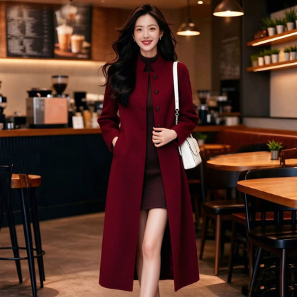 秋冬新款酒红色毛呢外套女气质显瘦长袖立领长款排扣潮流呢子大衣
