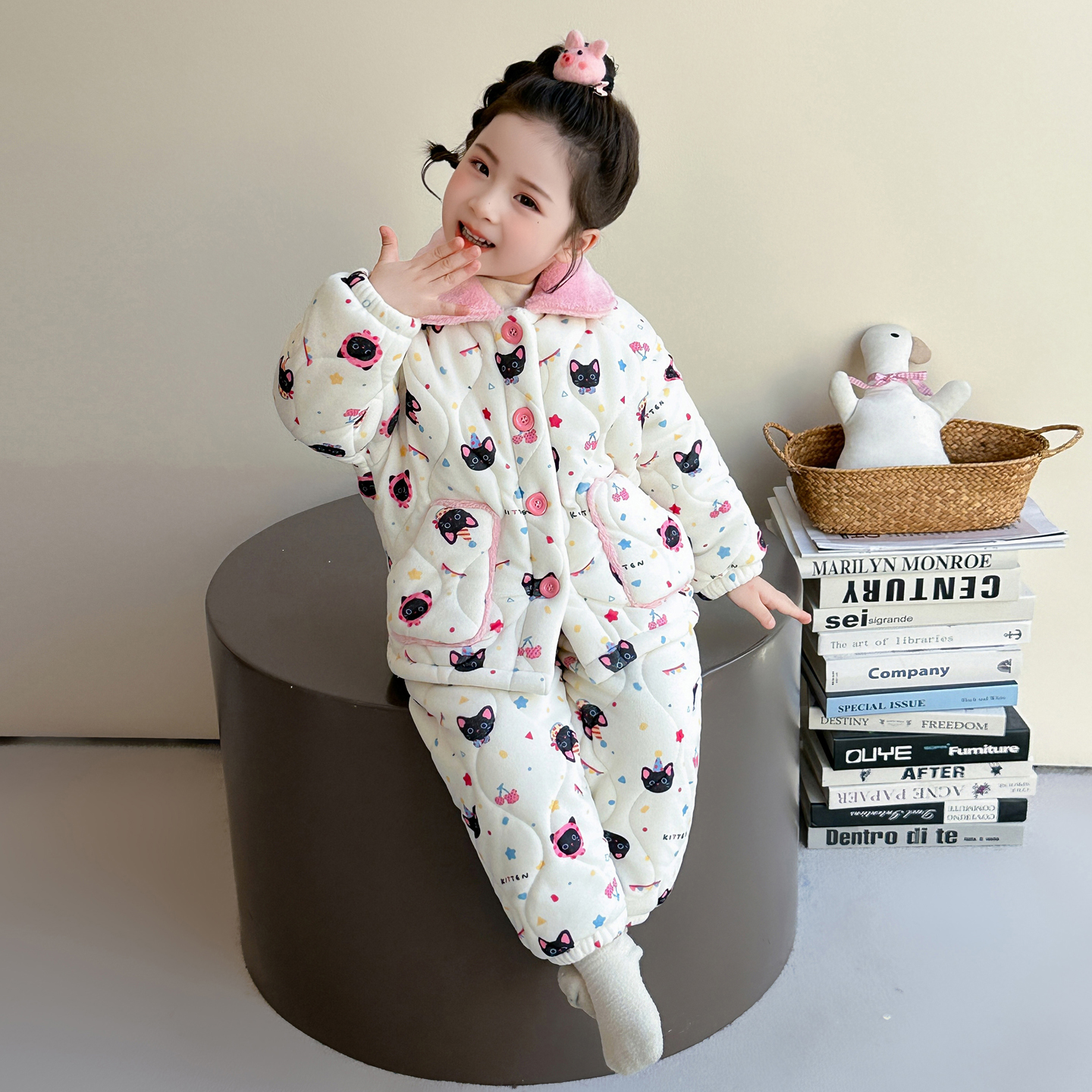 女小童冬季满印猫咪三层夹棉睡衣