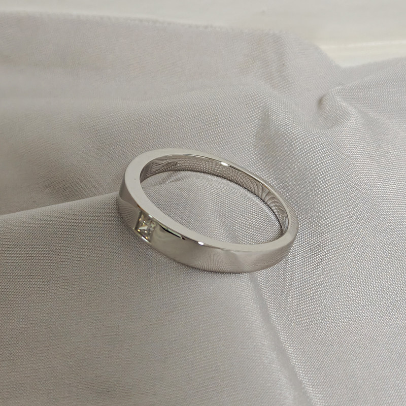 精致S925银镶莫桑石细款戒指男女轻奢纯银镀白金结婚仿钻指环简约