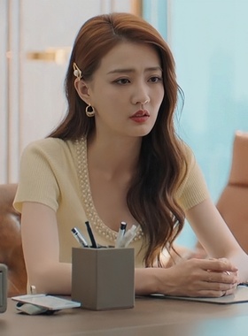 我们的当打之年徐璐谷峤同款短袖t恤圆领手工钉珠针织上衣女黄色