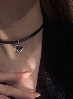 新款颈链轻奢小众爱心项圈项链