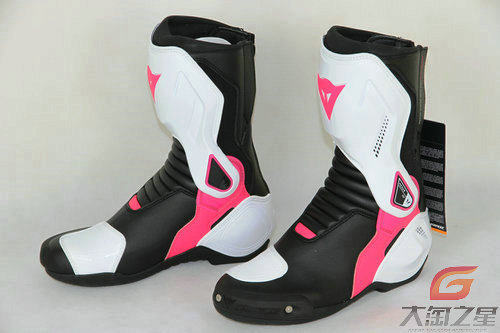 Big Amoy Star Dainese Torque NEXUS Female models Competitive leather boots motorcycle motion Shoesin the Motorcycle/Equipment/Fitting , Motorcyclist equipment , Racing shoes  category - from Buy2taobao.com to provide professional Taobao agent buy service