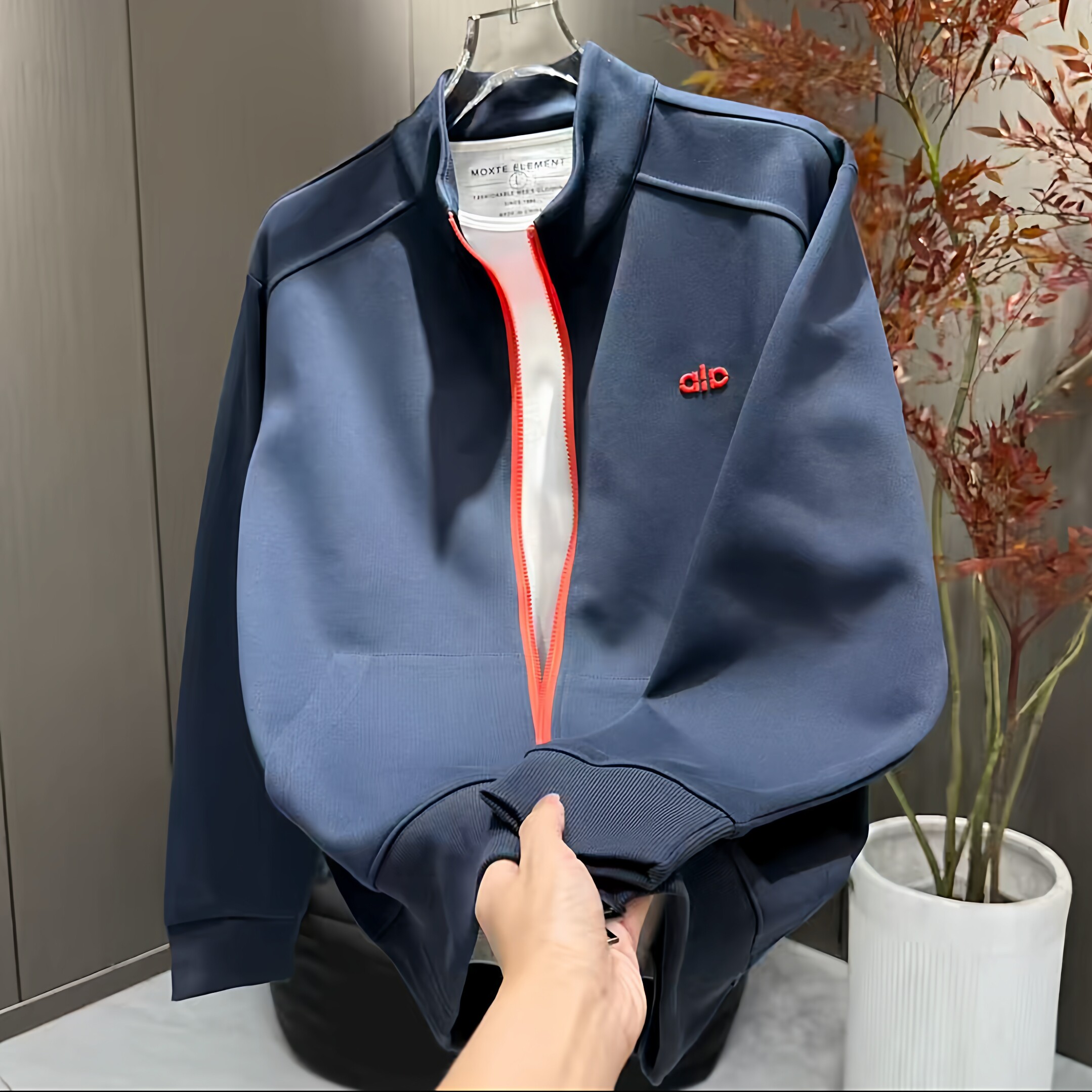 2025春秋新款运动休闲夹克男立领潮牌刺绣品牌高端男士开衫外套帅