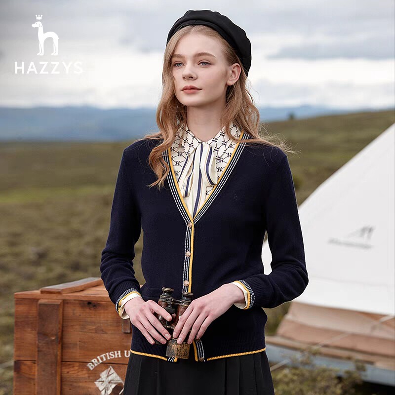Hazzys哈吉斯V领羊毛开衫外套女士秋冬季新品时尚英伦毛衣针织衫怎么看?