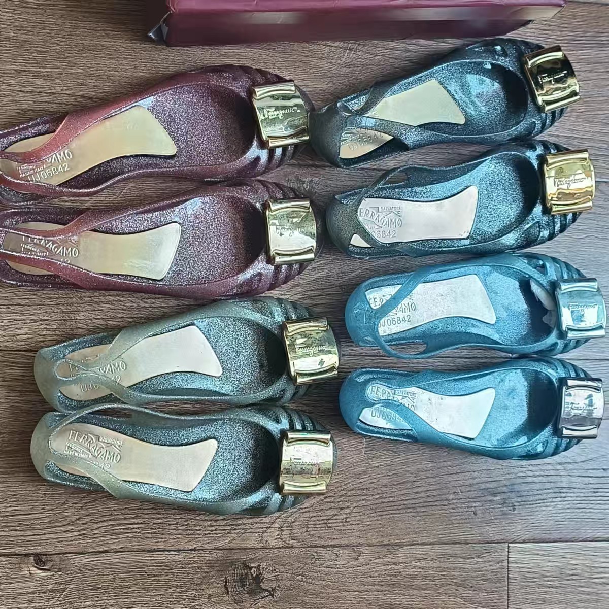 新品季WVN夏欧美方扣女果冻鞋塑胶沙鞋平底坡跟优雅凉鞋