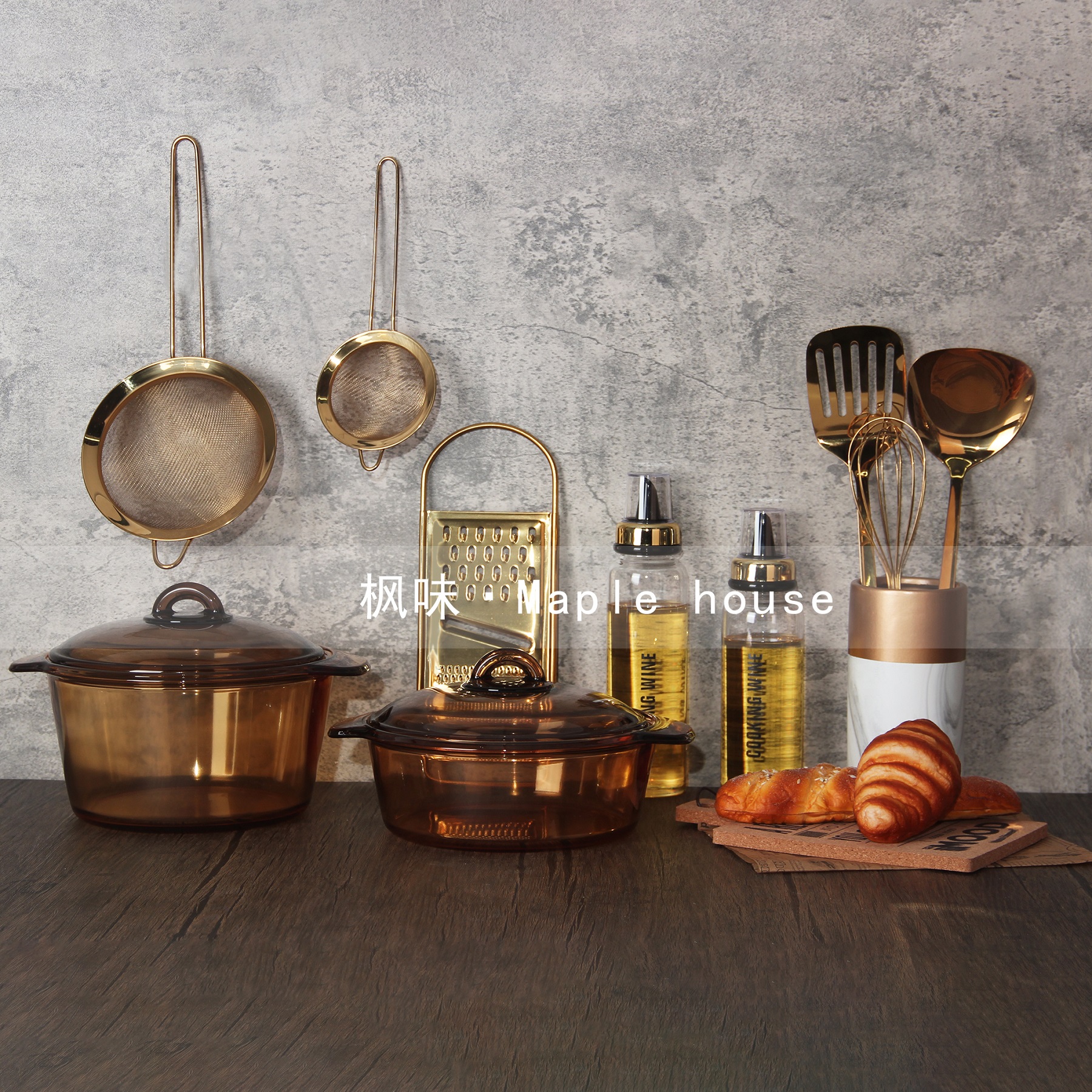 奢华厨房锅具摆件组合创意软装