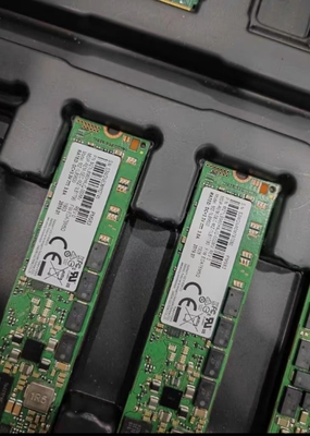 三星PM983960gM.2固态硬盘