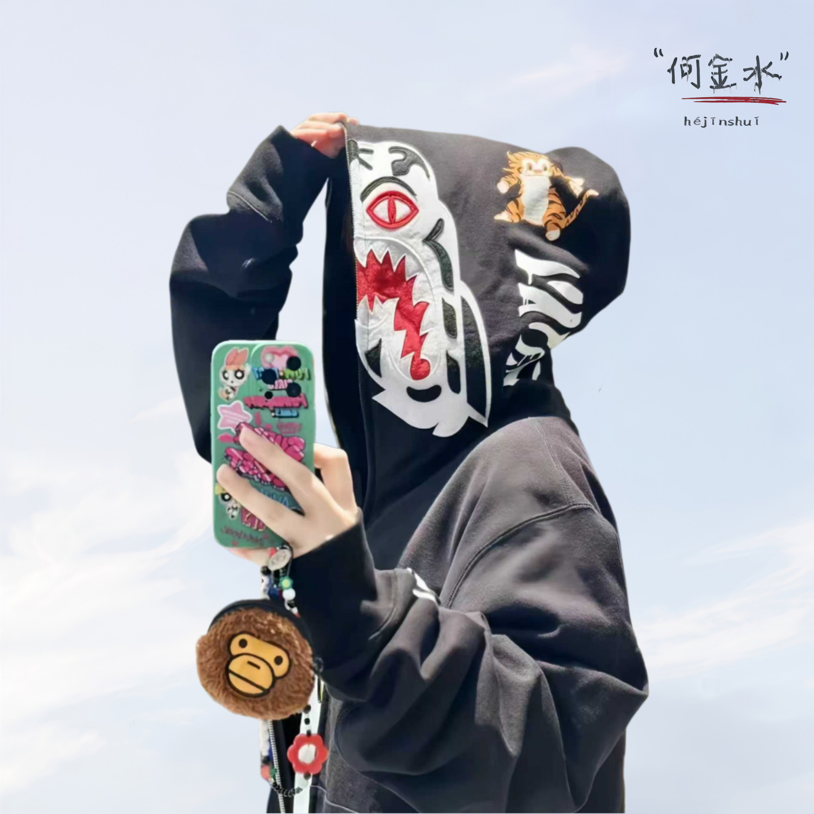 Bape猴子猿人头腰部挂件配件配饰包包零钱包腰挂男女通用潮玩风格