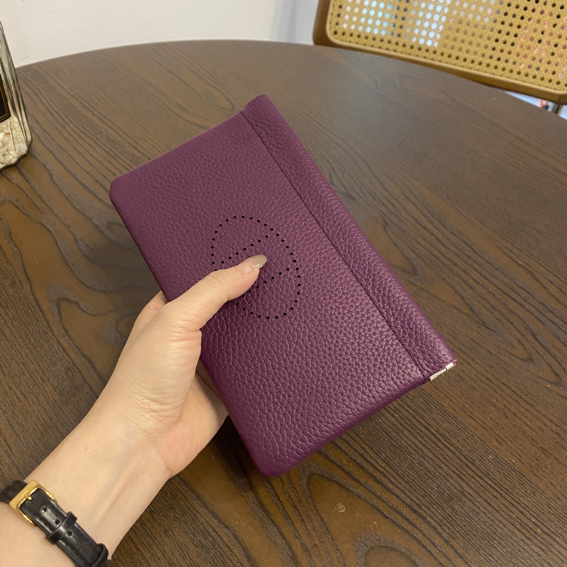 新款头层TC牛皮荔枝纹真皮手拿包化妆收纳包放手机零钱包口红包女