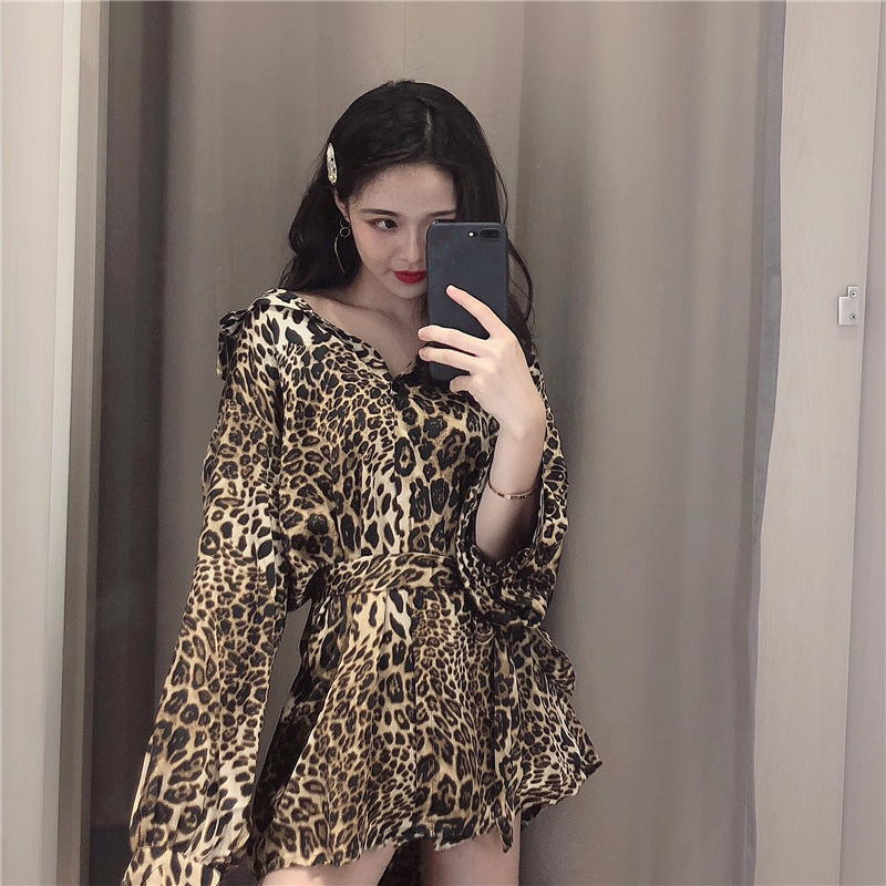 Real price shooting ~ retro Lapel long sleeve Leopard Print Shirt women's chic medium length lazy lace up shirt