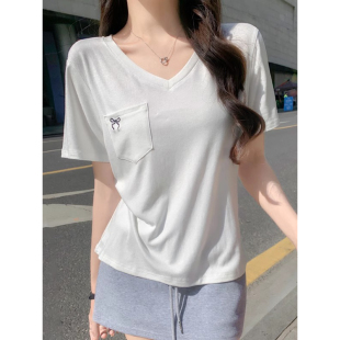 港味小众V领蝴蝶结刺绣T恤女夏季甜美百搭上衣