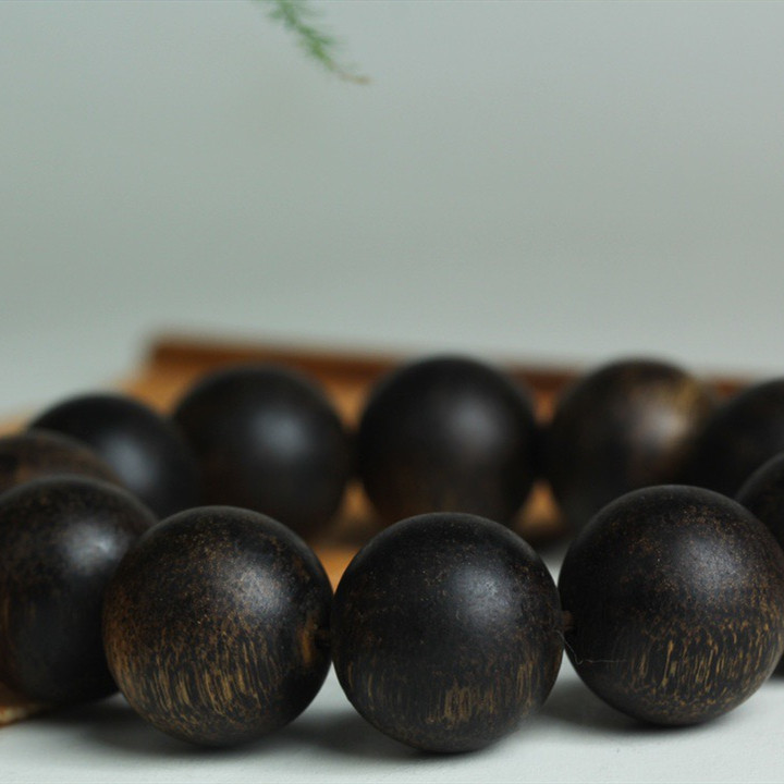 인증서 수중 등급 브루나이 침향 팔찌 검은색 QINNAN 오래된 재료 남성 및 여성 부처 구슬 팔찌 나트랑 침향이 함께 제공됩니다