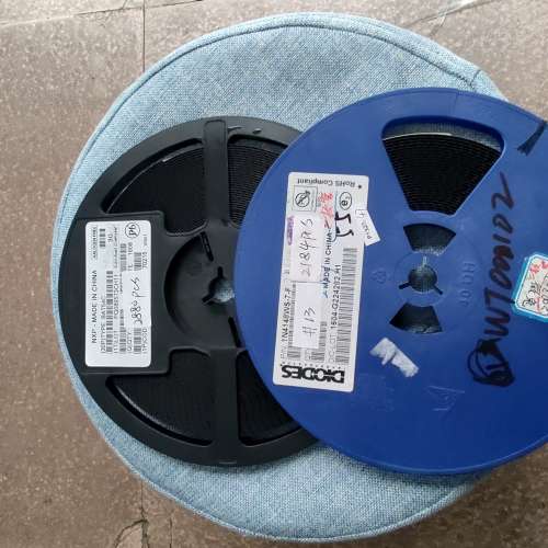 `NXP牌BTA54C剩下2880pcs，美台1N414