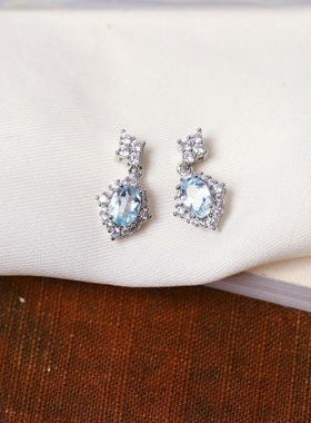 天然蓝托帕石镀银镶嵌款吊坠女款彩宝水晶托帕石挂坠饰品