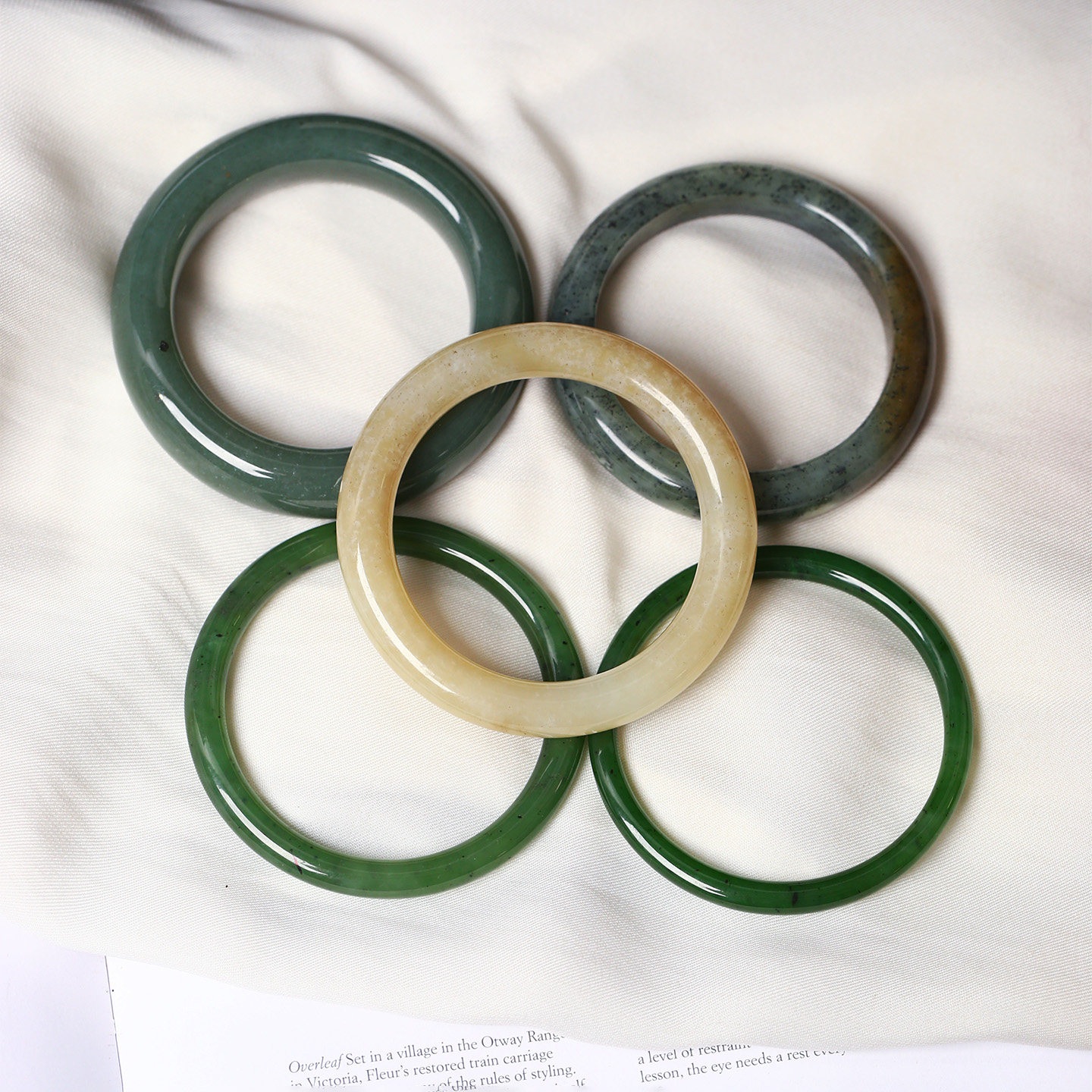 一物一图 孤品清仓捡漏 烟灰糖料青玉碧玉和田玉手镯雕花宽镯子