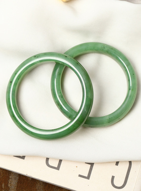 天然俄罗斯乌兰海碧玉老料手镯老矿老料油润感好女款玉石镯子