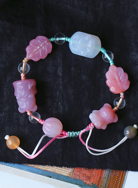 天然新矿料盐源玛瑙手串手工雕刻花朵款小动物多宝手链男女可调节