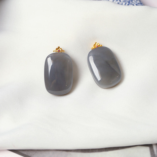 天然和田玉烟紫纯银扣头镶嵌无事牌吊坠 玉石锁骨链挂坠饰品 女款