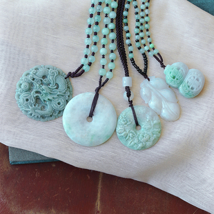 同行直播间清货 天然A货翡翠项链手工雕刻龙牌牡丹花平安扣