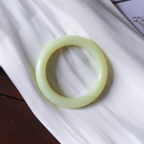 天然和田玉新疆若羌黄口料手镯