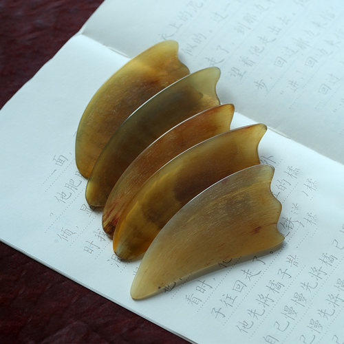 天然牛角刮痧板适合活血按摩