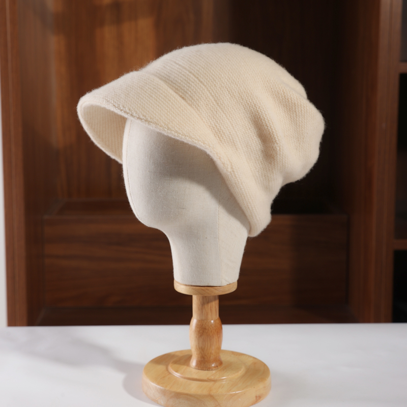 秋冬新款羊绒帽子女加厚保暖针织毛线鸭舌帽子韩版百搭护耳棒球帽