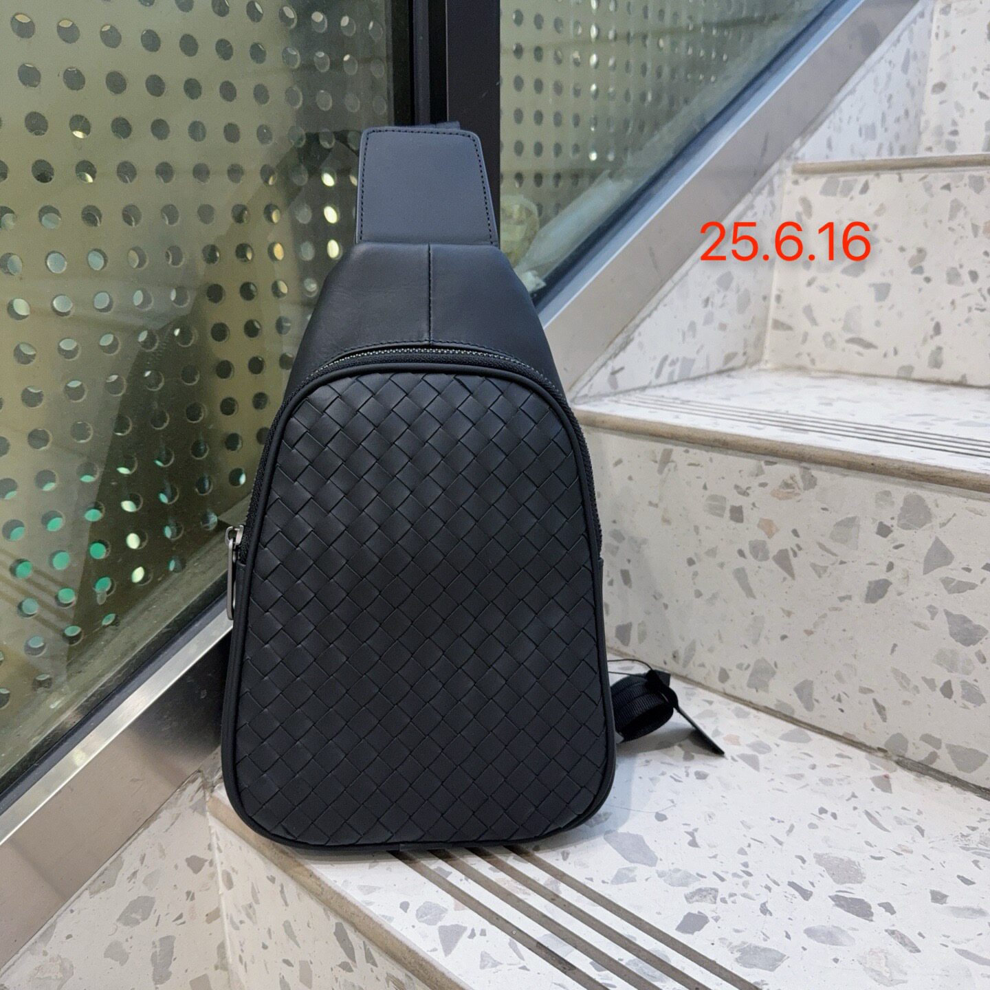 编织真皮胸前包！商务头层牛皮男手机小包休闲男包腰包斜挎小包潮