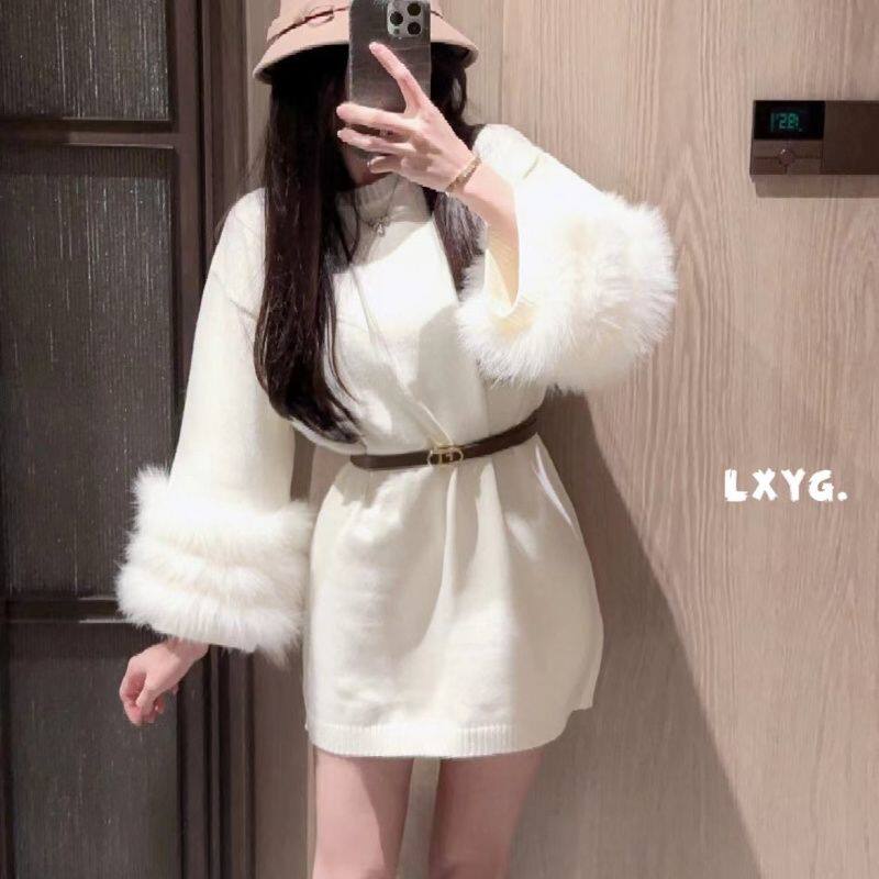 韩版轻奢毛绒设计感可爱甜美毛衣裙长袖纯色软糯针织A字连衣短裙