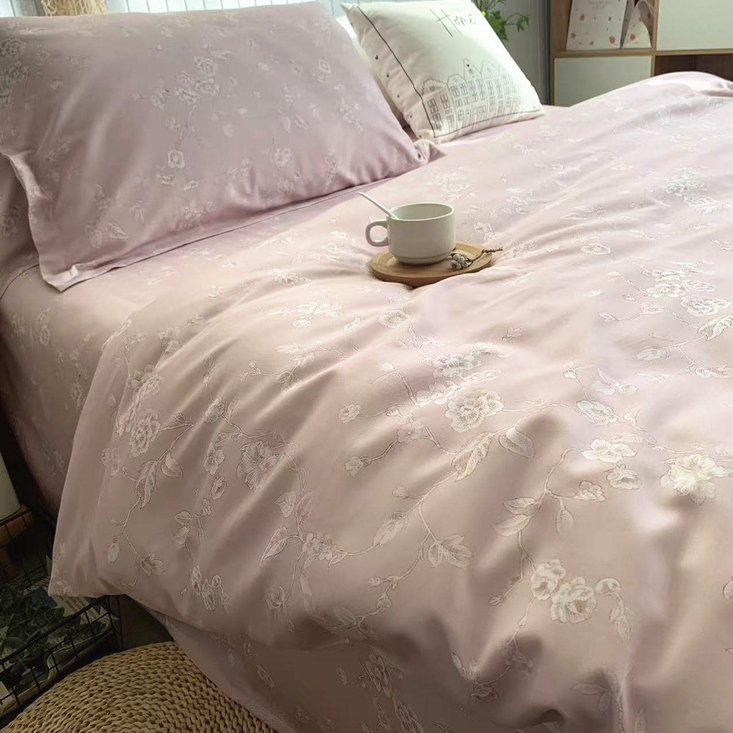 100支高密纯棉贡缎绒床单被套罩
