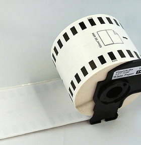 适用兄弟打印纸QL-700N 1050不干胶标签热敏纸DK22205 62mm标签带