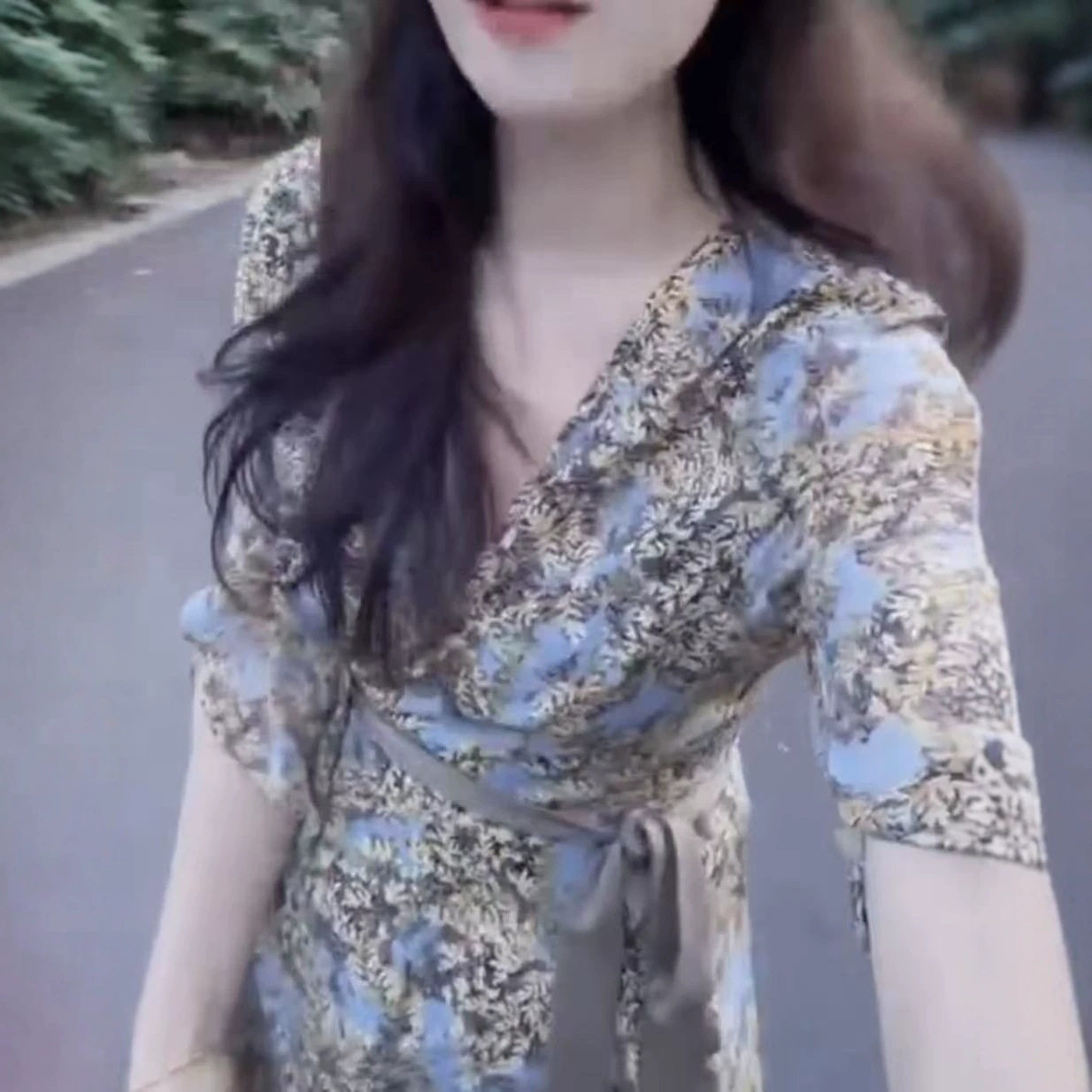 今年流行特惠26269新大爱美依缘2026夏季新款温柔风收腰碎花