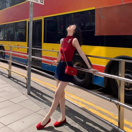 半高领镂空露锁骨背心女士夏