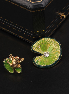 XKDDCT时尚别针女高档荷叶可爱胸针领针扣防走光胸花清新青蛙配饰