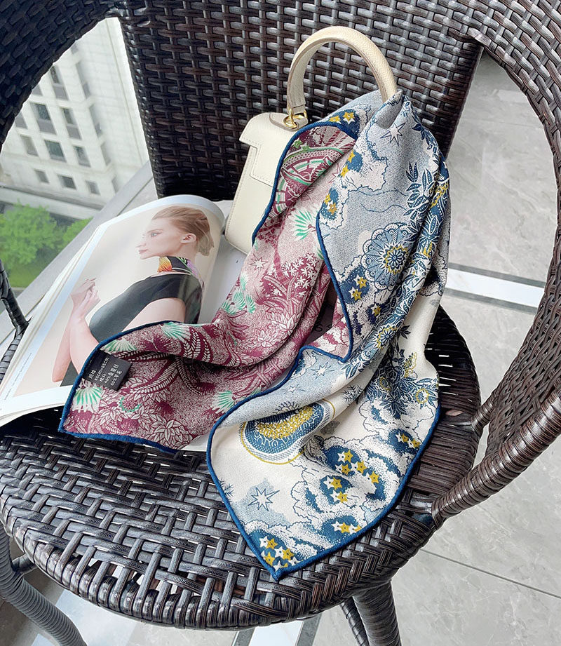 70丝毛双面双色真丝羊毛中方巾印花围巾女百搭卷边秋冬保暖披肩,服饰配件/皮带/帽子/围巾,围巾/丝巾/披肩,淘宝优惠券,粉丝福利购,淘宝优惠卷