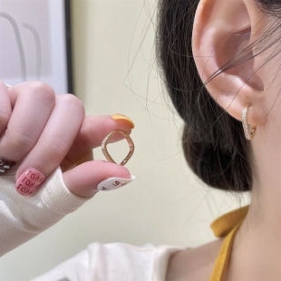 金色方形耳圈女显脸小时尚耳环气质设计感网红耳饰2024新款爆款