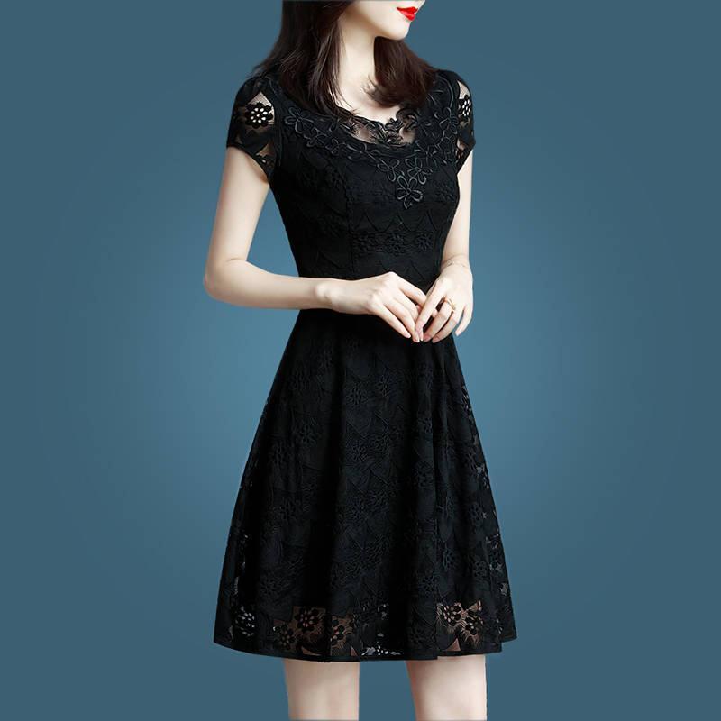 2025新款夏季短袖蕾丝连衣裙30岁四十女士修身瘦显小个黑色裙子45