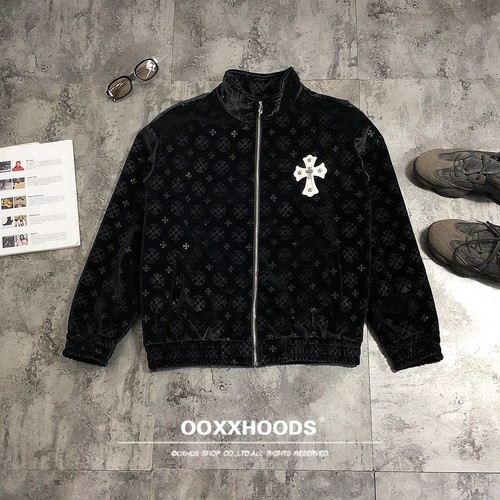 “飞镖暗纹”金属贴皮十字架外套