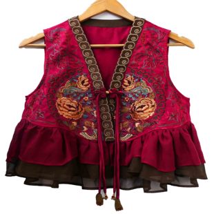 大码 短款 女装 坎肩绣花拼接系扣蕾丝边春夏新款 马甲背心马夹无袖