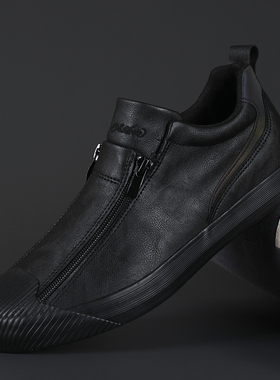 21823闪步男士新款潮流百搭小皮鞋春秋休闲一脚蹬软底懒人开车鞋