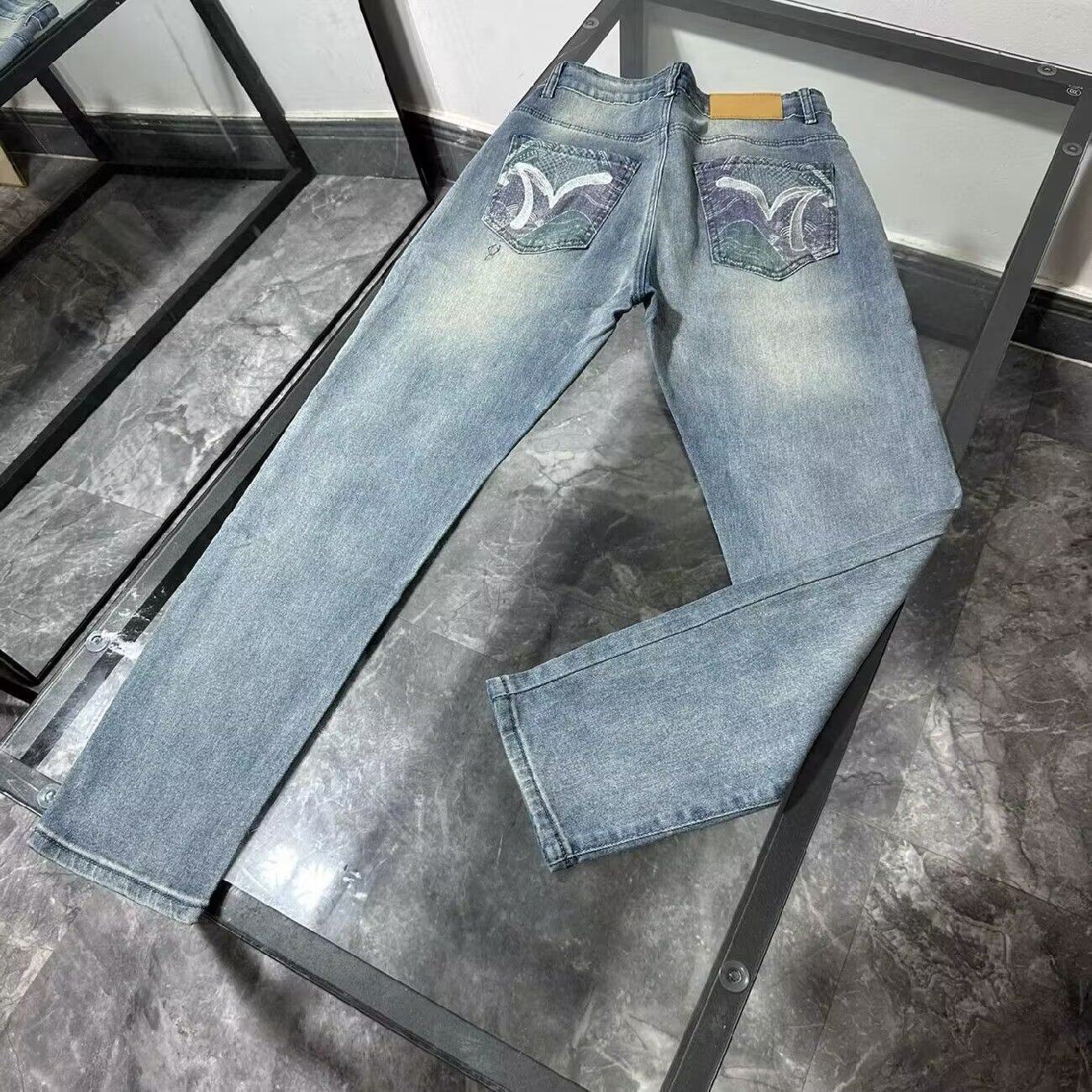 美式潮牌刺绣高端蓝色牛仔裤男春季休闲修身小脚长裤潮流百搭裤子