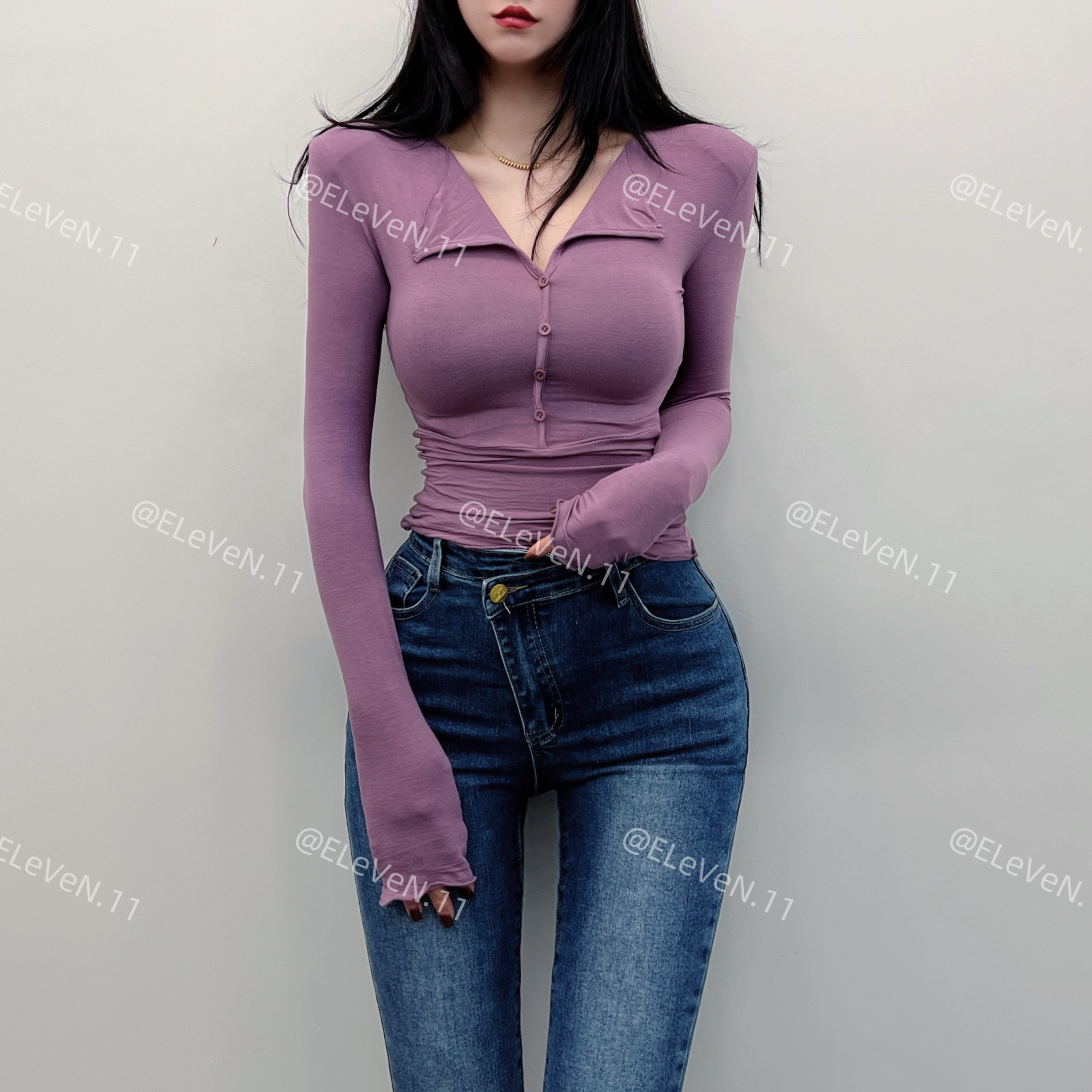 紫得我心 ~垫肩性感半开领长袖紧身显瘦T恤打底衫秋冬内搭上衣女